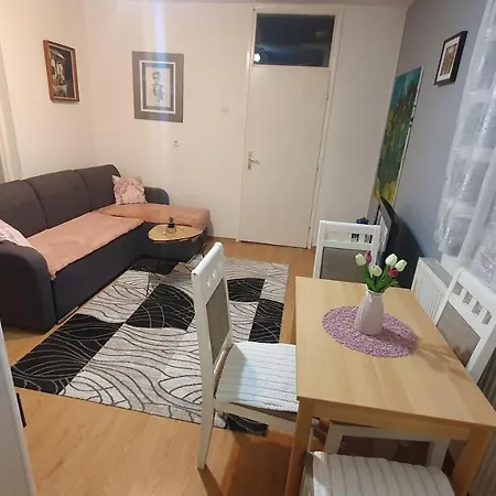 Apartman Dina Bihać 外观 照片